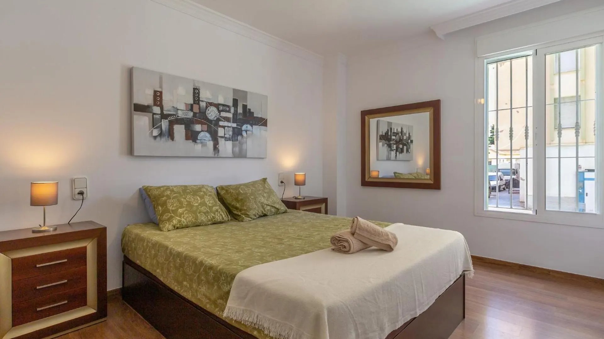Casa Marina - Apartment In Torre Del Mar Holiday home