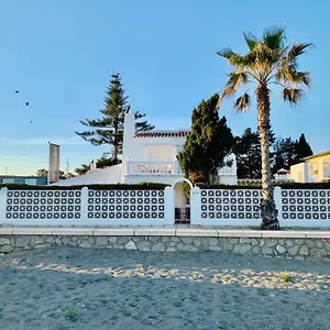 Сasa de vacaciones Caleta Beach House Beatriz Sinese Design, Torre Del Mar